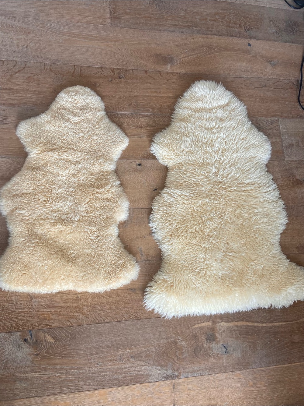 Sheepskin Rug 36”x21” - Picture 6 of 6